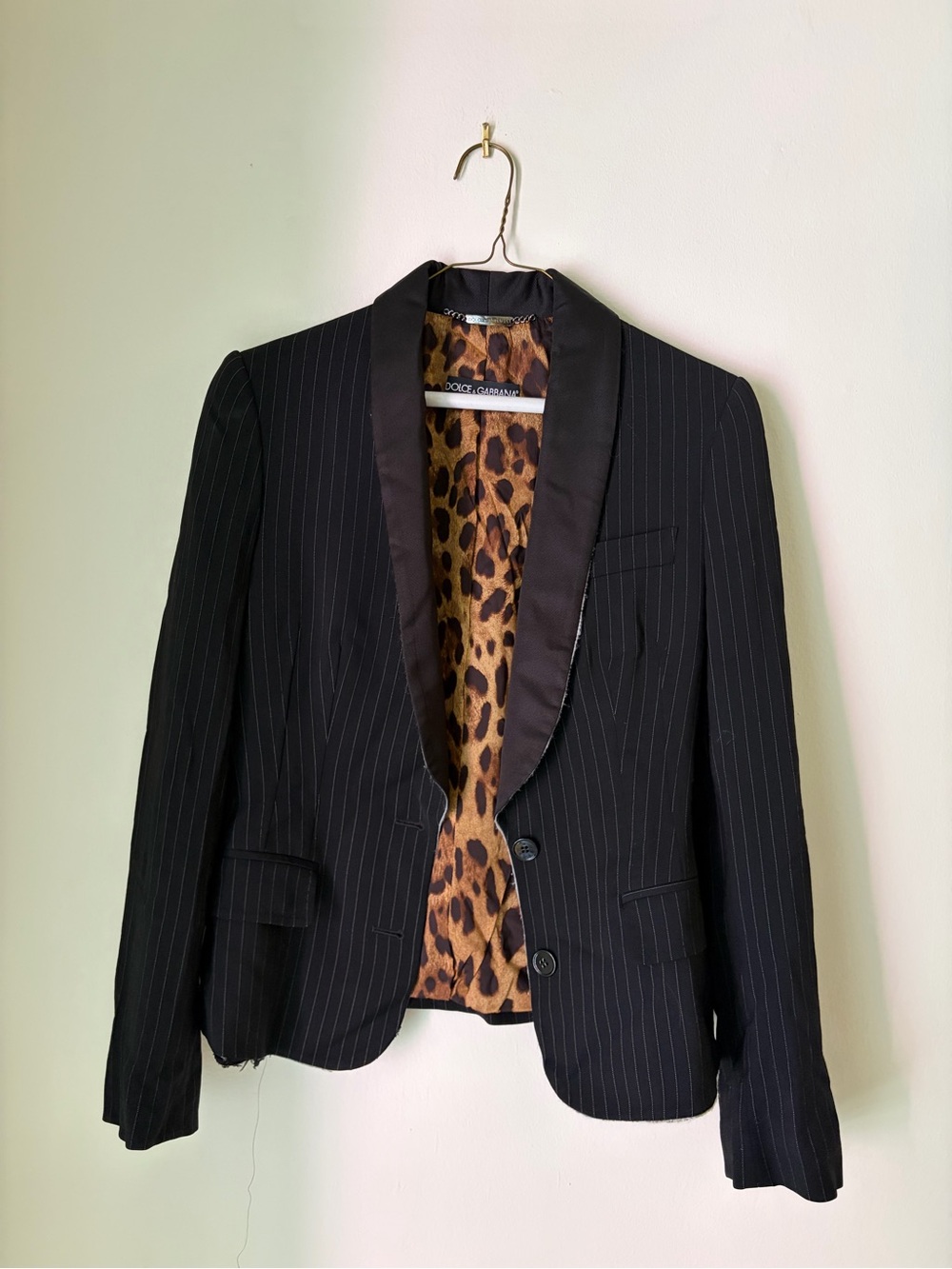 *Distressed* Dolce & Gabbana Black Blazer with Leopard-Print Lining